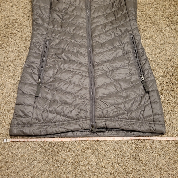 Skhoop Long Hooded Vest - Gray with Multicolor Accents. Like New! Size Xs - Picture 6 of 9
